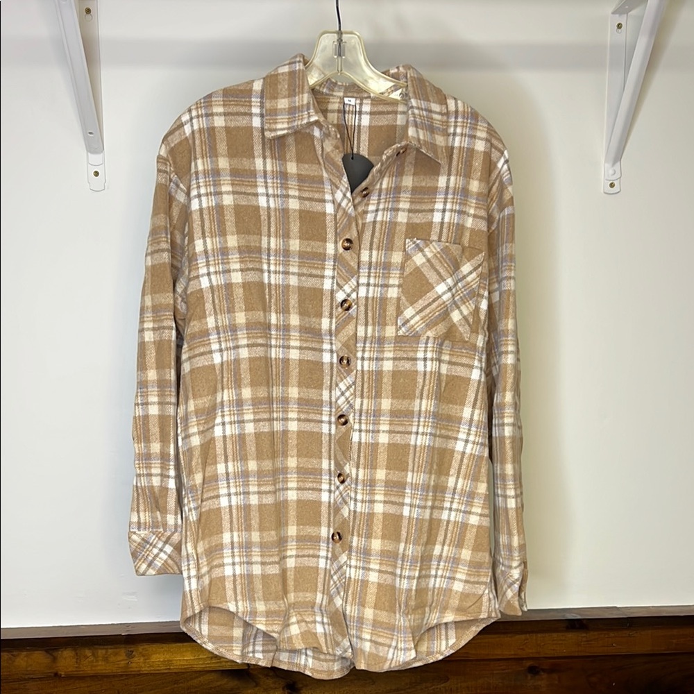 NWT Amazon Plaid Tan‎ Shacket- M